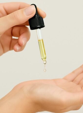 Rizinusöl – natürliches Pflegeöl für Haut, Haare & Wimpern mit überraschenden Wirkungen